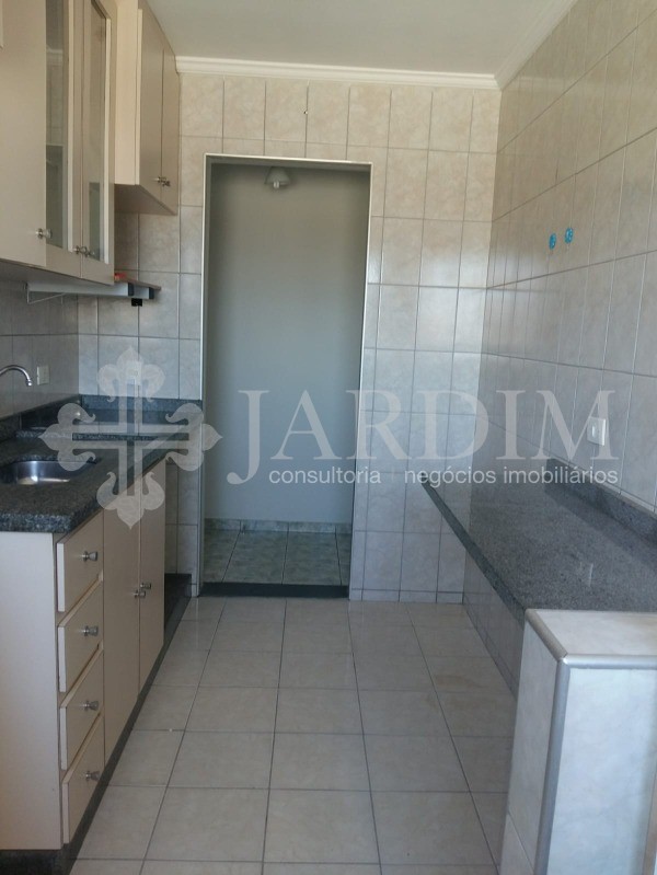 Apartamento à venda com 3 quartos, 76m² - Foto 25