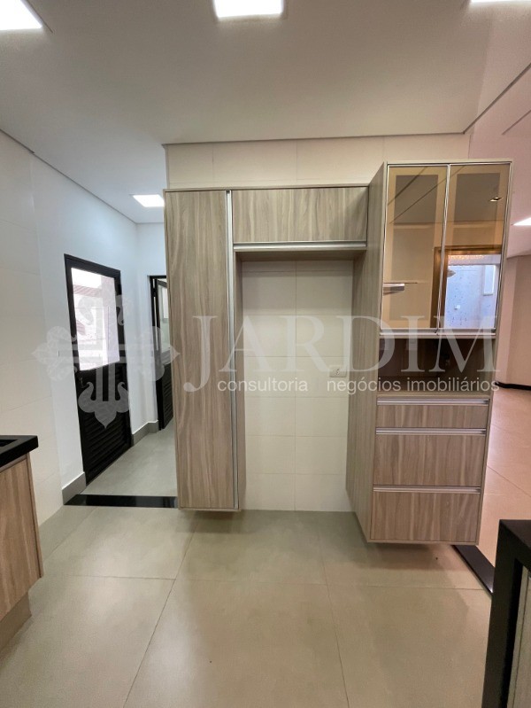 Casa de Condomínio à venda com 3 quartos, 250m² - Foto 20