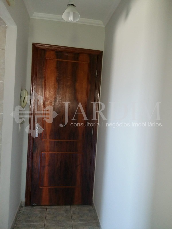 Apartamento à venda com 3 quartos, 76m² - Foto 4