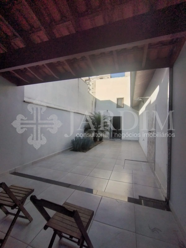 Casa à venda com 3 quartos, 250m² - Foto 33