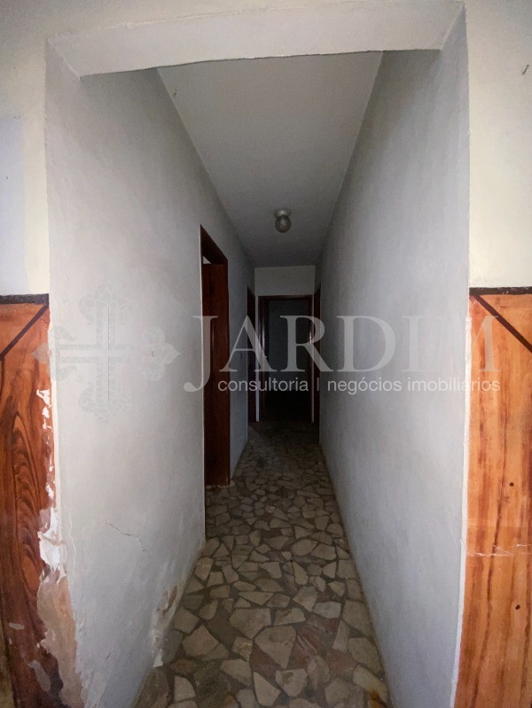 Casa à venda com 3 quartos, 250m² - Foto 13