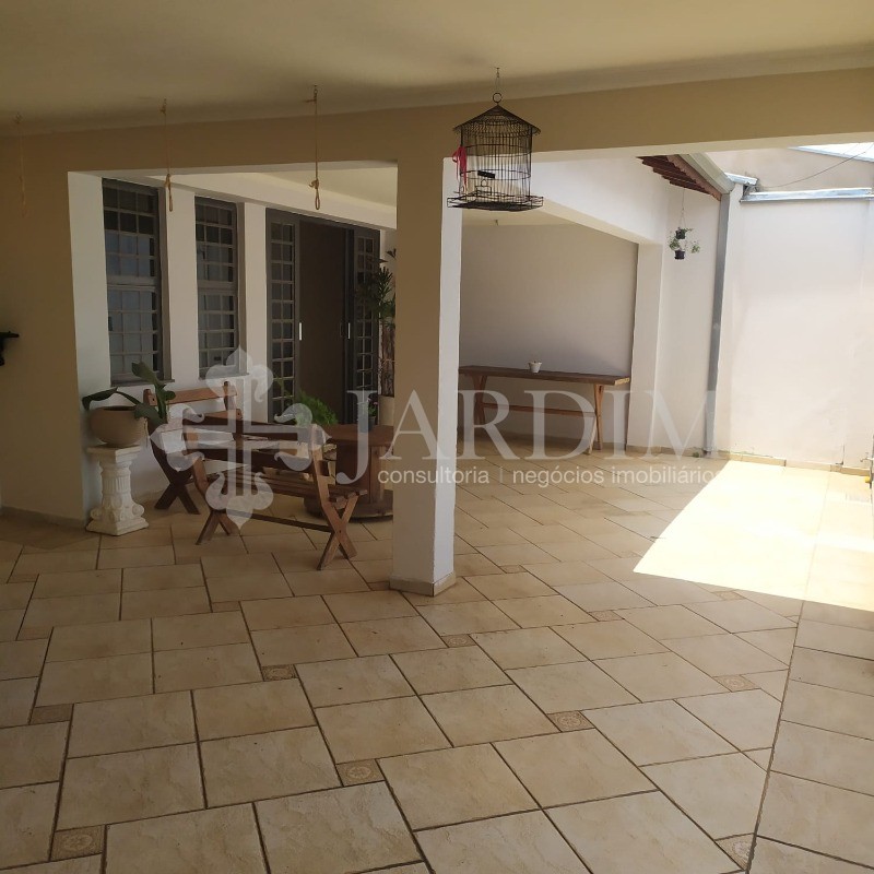 Casa à venda com 3 quartos, 200m² - Foto 19