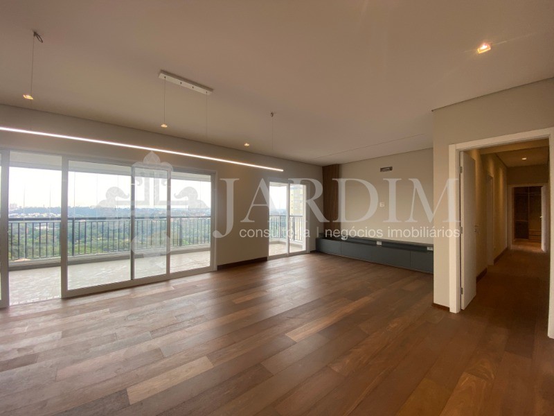 Apartamento à venda com 4 quartos, 240m² - Foto 6