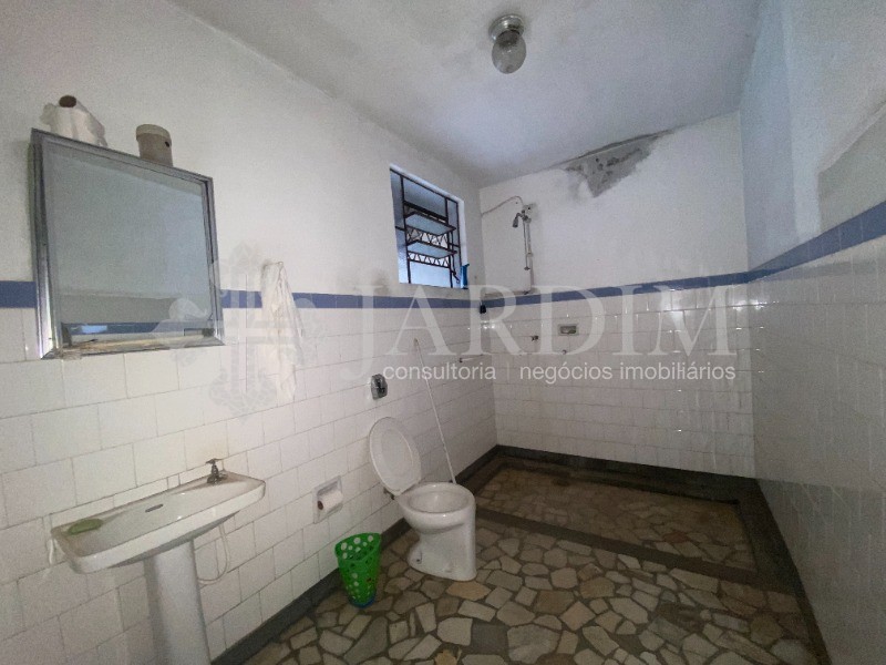 Casa à venda com 3 quartos, 250m² - Foto 12