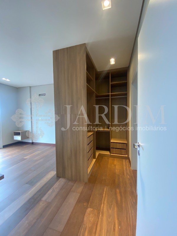 Apartamento à venda com 4 quartos, 240m² - Foto 14