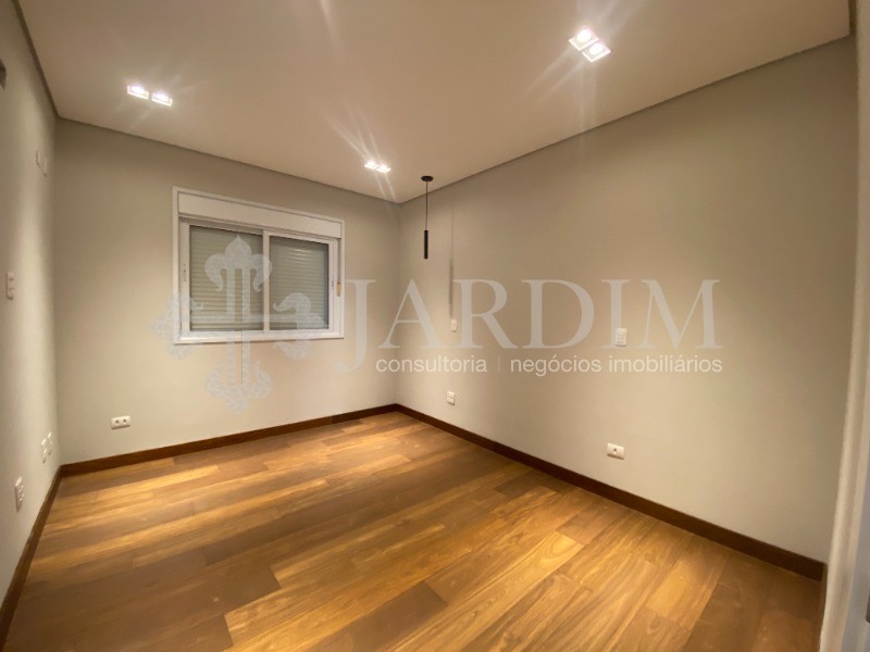 Apartamento à venda com 4 quartos, 240m² - Foto 33