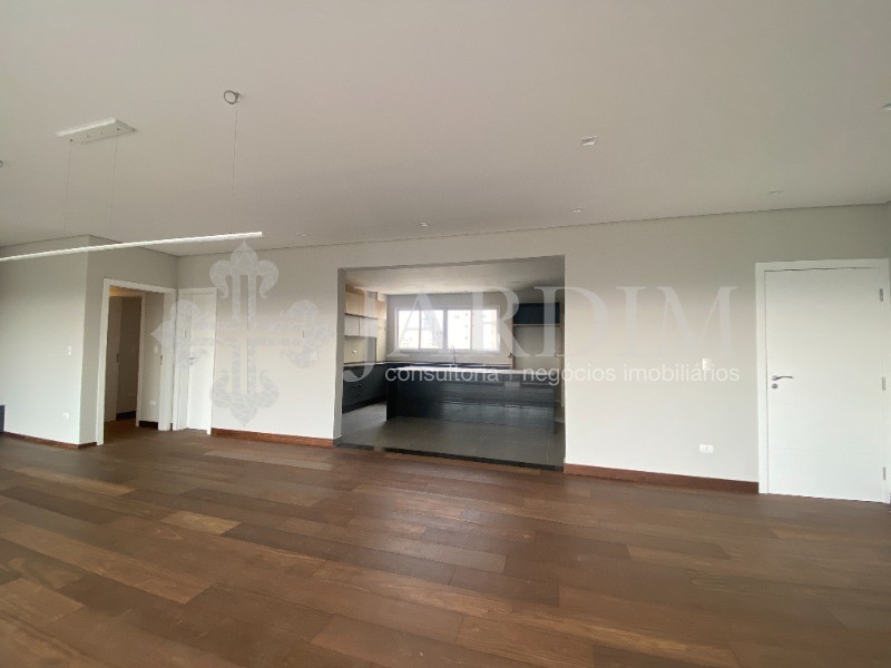 Apartamento à venda com 4 quartos, 240m² - Foto 9