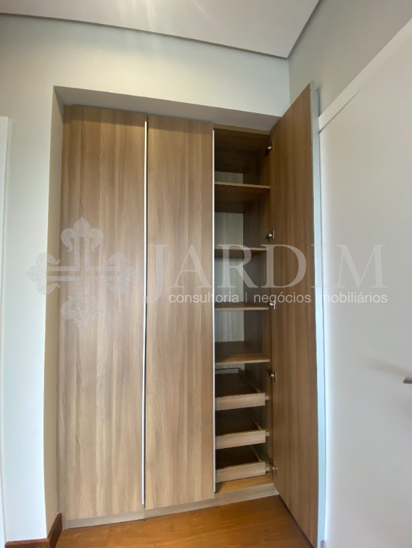 Apartamento à venda com 4 quartos, 240m² - Foto 25