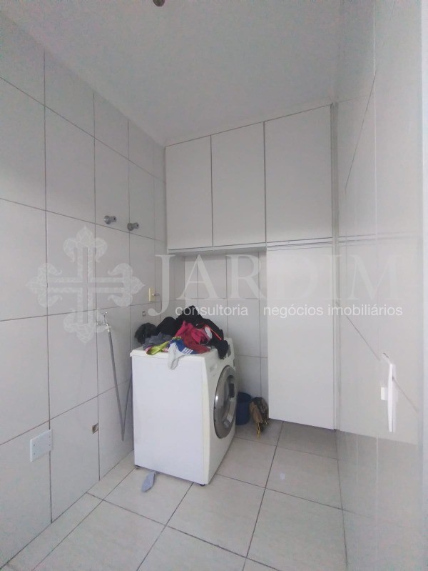 Casa à venda com 3 quartos, 250m² - Foto 26