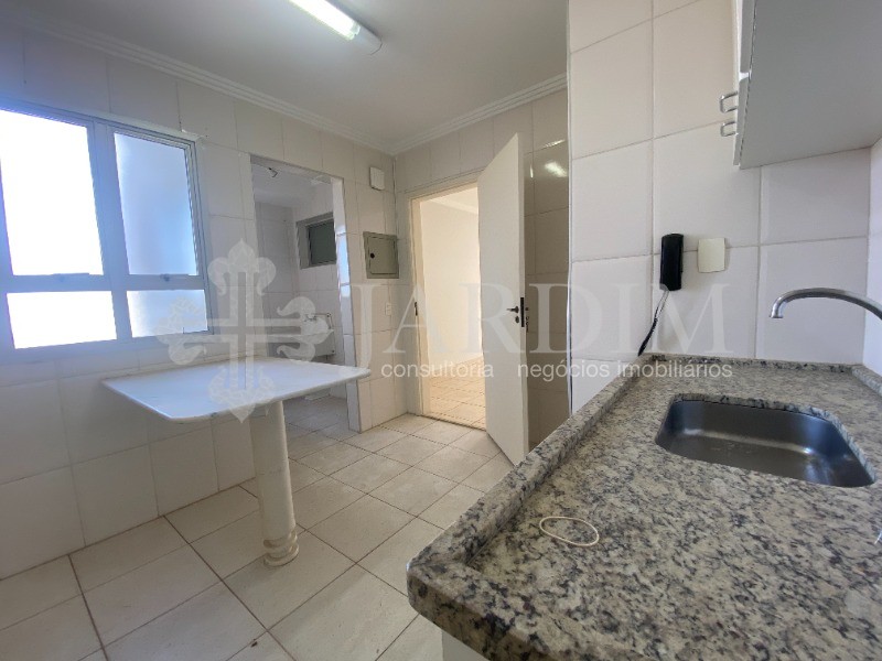 Apartamento à venda com 3 quartos, 70m² - Foto 25