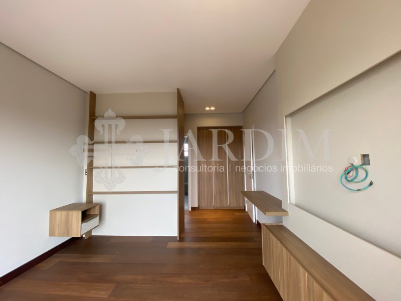 Apartamento à venda com 4 quartos, 240m² - Foto 22