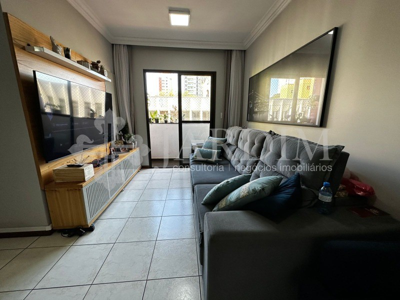 Apartamento à venda com 3 quartos, 110m² - Foto 3