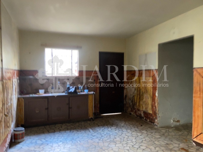 Casa à venda com 3 quartos, 250m² - Foto 14