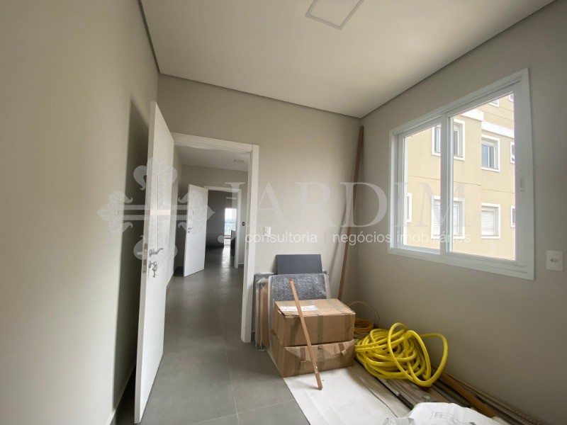 Apartamento à venda com 4 quartos, 240m² - Foto 25