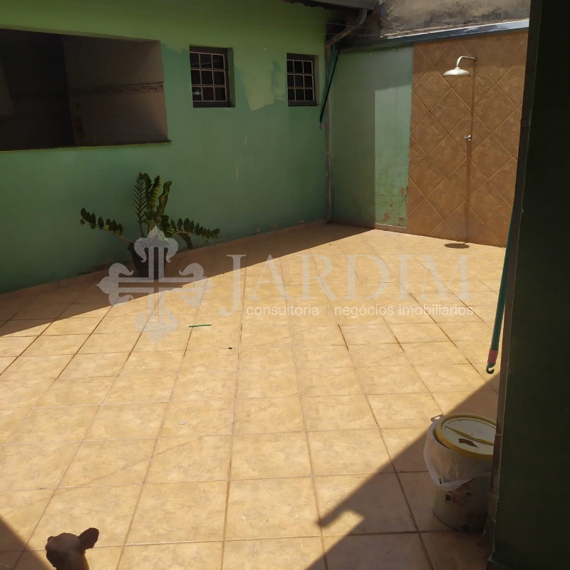 Casa à venda com 3 quartos, 200m² - Foto 21