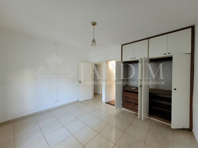 Casa à venda com 3 quartos, 360m² - Foto 8