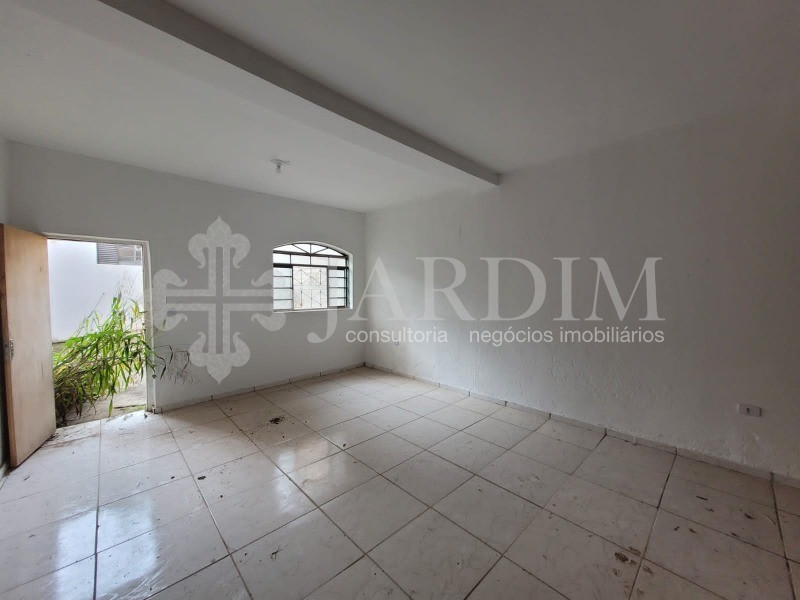 Casa à venda com 3 quartos, 360m² - Foto 16