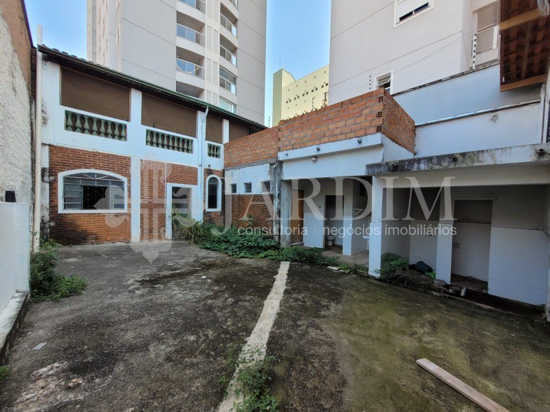 Casa à venda com 3 quartos, 360m² - Foto 6