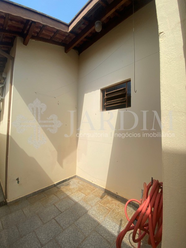 Casa à venda com 3 quartos, 137m² - Foto 26