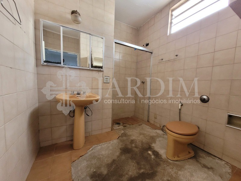 Casa à venda com 3 quartos, 360m² - Foto 15