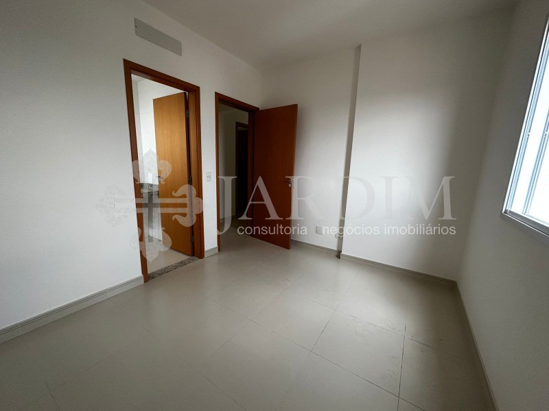 Apartamento à venda com 3 quartos, 86m² - Foto 12