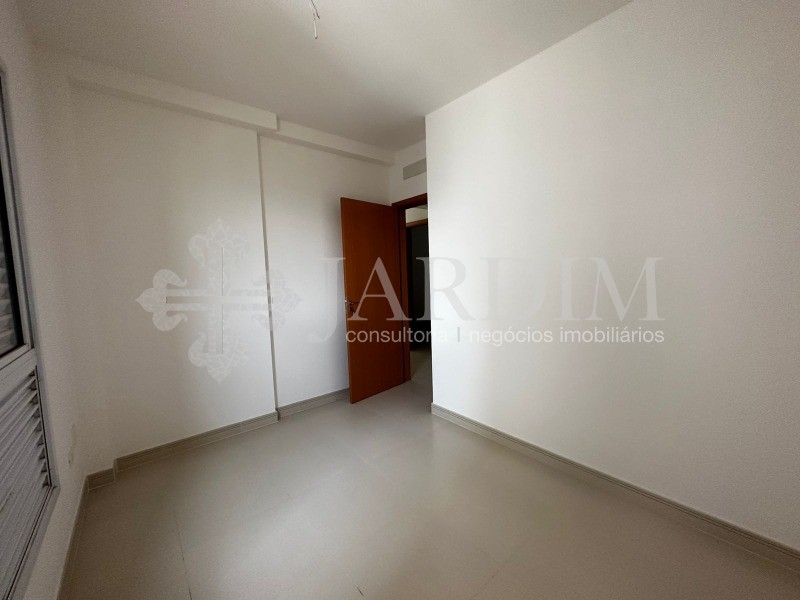 Apartamento à venda com 3 quartos, 86m² - Foto 12