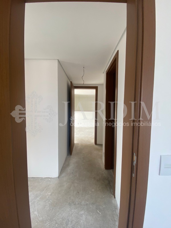 Apartamento à venda com 3 quartos, 100m² - Foto 8