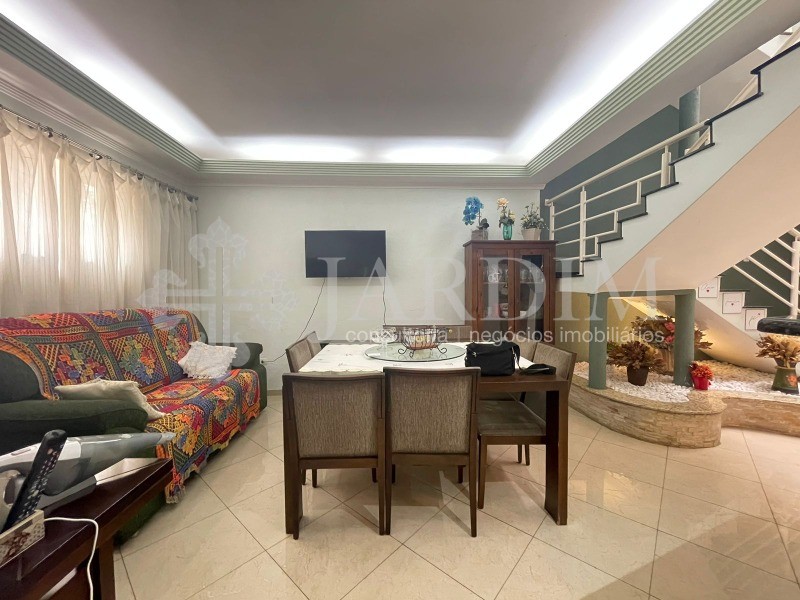 Casa à venda e aluguel com 6 quartos, 250m² - Foto 89