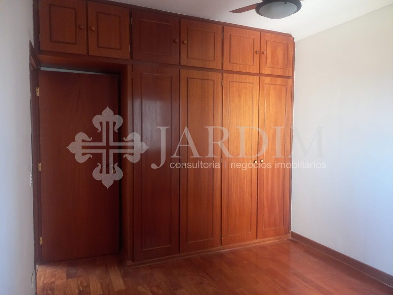 Apartamento à venda com 2 quartos, 76m² - Foto 9