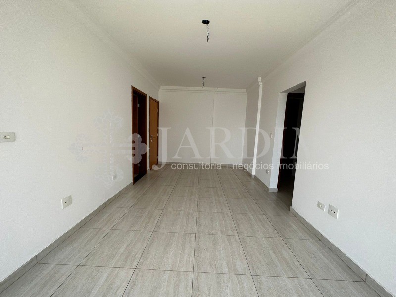 Apartamento à venda com 3 quartos, 98m² - Foto 9