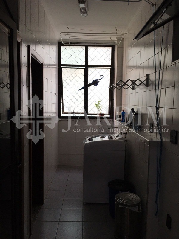 Apartamento à venda com 3 quartos, 130m² - Foto 16