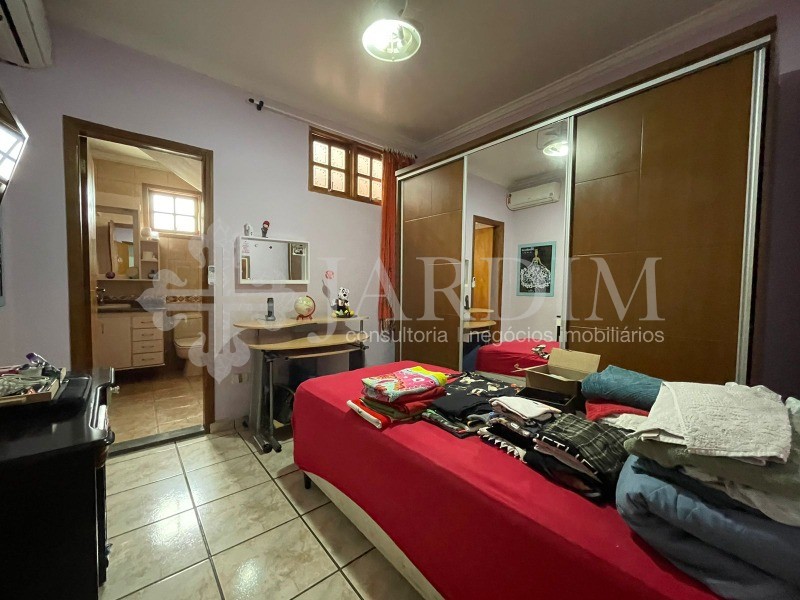 Casa à venda e aluguel com 6 quartos, 250m² - Foto 63