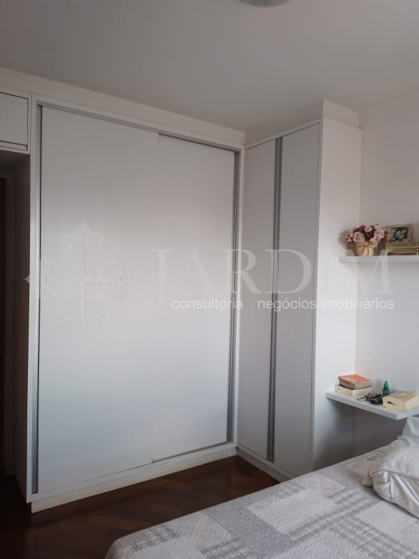 Apartamento à venda com 3 quartos, 117m² - Foto 15