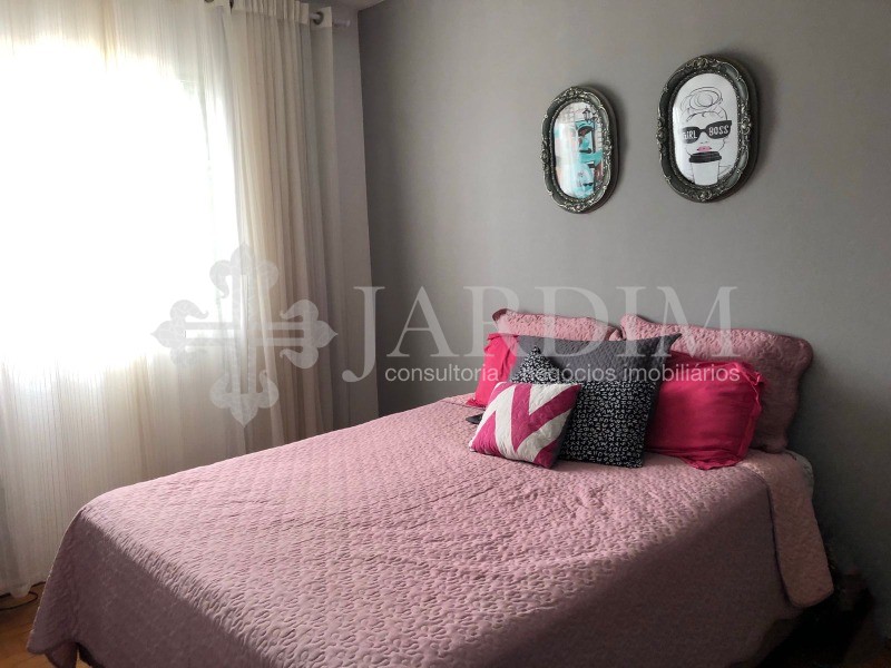 Casa à venda com 3 quartos, 207m² - Foto 6