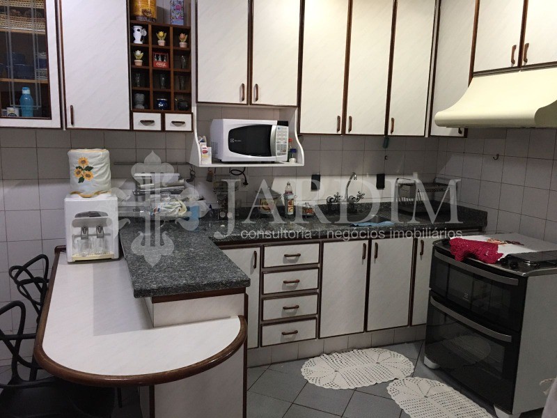 Apartamento à venda com 3 quartos, 130m² - Foto 14