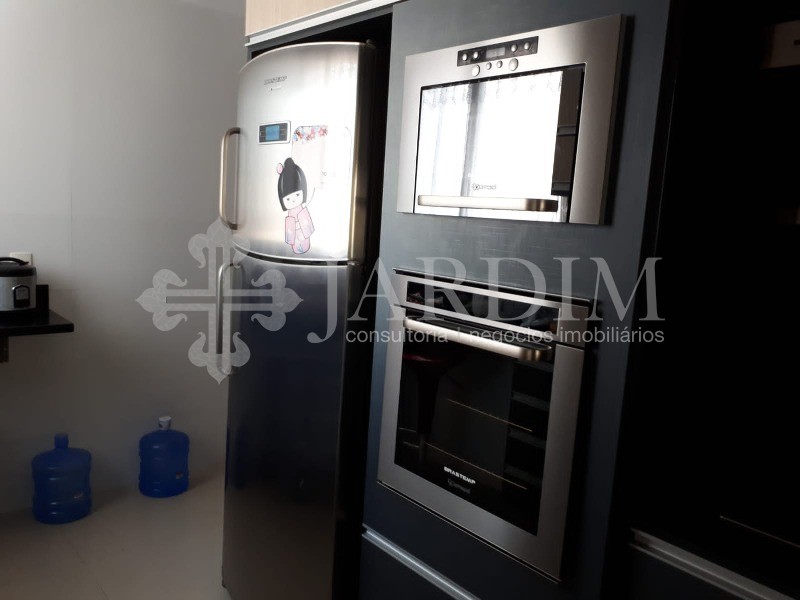 Apartamento à venda com 3 quartos, 140m² - Foto 15