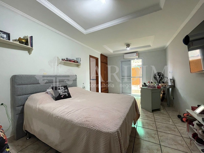 Casa à venda e aluguel com 6 quartos, 250m² - Foto 56