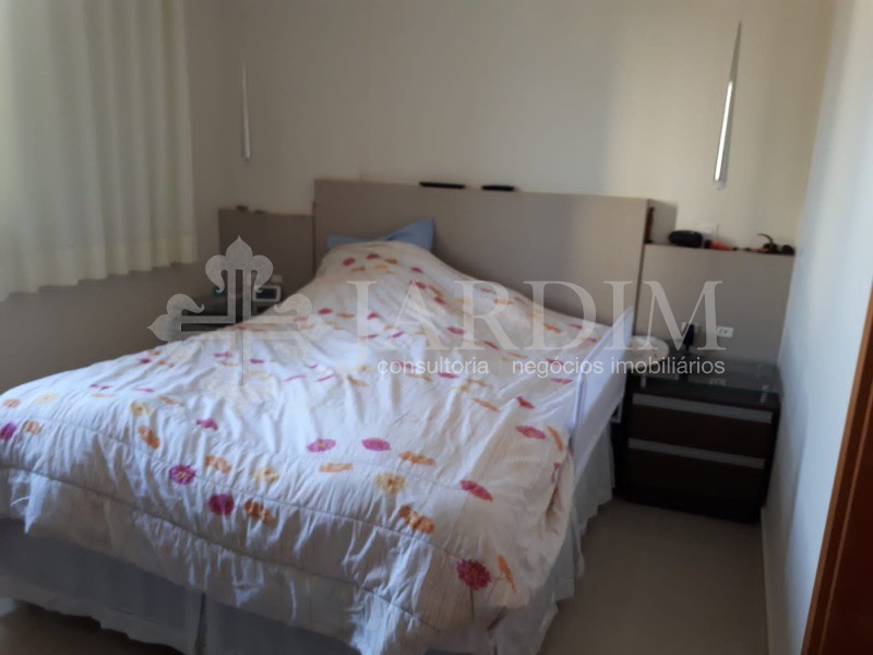 Apartamento à venda com 3 quartos, 140m² - Foto 9