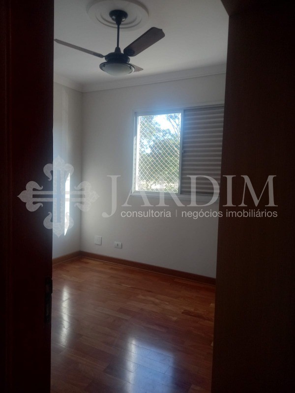 Apartamento à venda com 2 quartos, 76m² - Foto 10