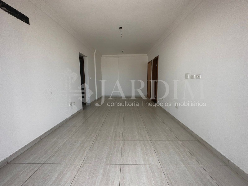 Apartamento à venda com 3 quartos, 98m² - Foto 3