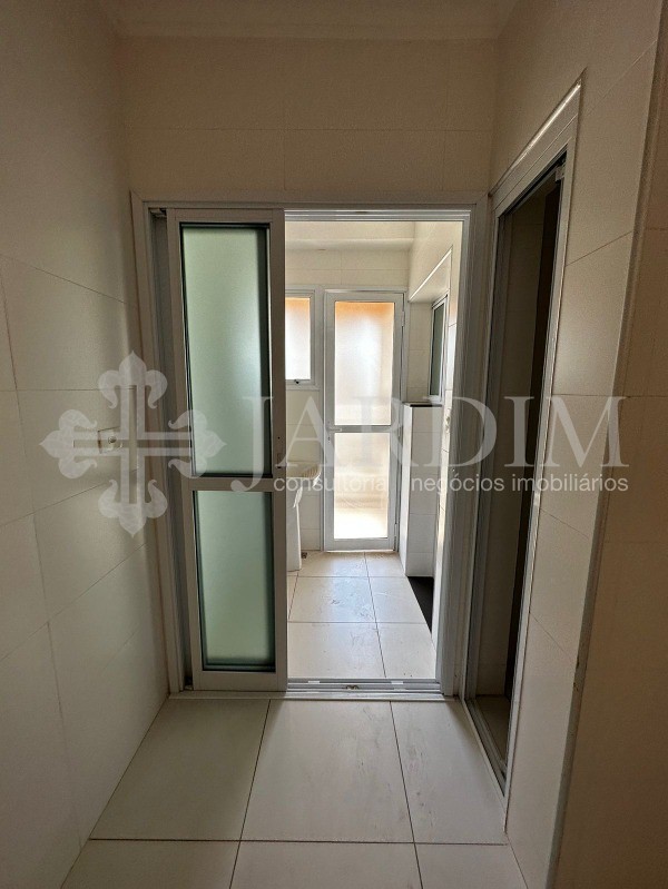 Apartamento à venda com 3 quartos, 98m² - Foto 14