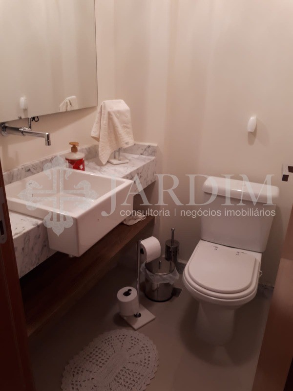 Apartamento à venda com 3 quartos, 140m² - Foto 11