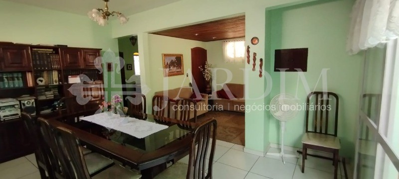 Casa à venda com 3 quartos, 350m² - Foto 4