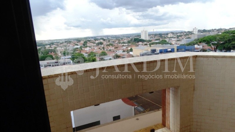 Apartamento à venda com 3 quartos, 180m² - Foto 3