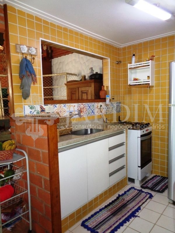 Casa à venda com 2 quartos, 89m² - Foto 12