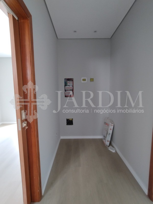 Casa à venda com 3 quartos, 250m² - Foto 16