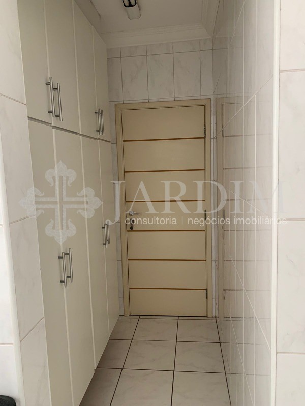 Apartamento à venda com 3 quartos, 157m² - Foto 18