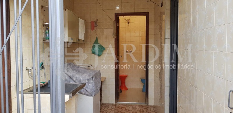 Casa à venda com 3 quartos, 390m² - Foto 18