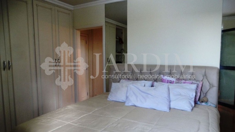 Apartamento à venda com 3 quartos, 180m² - Foto 7