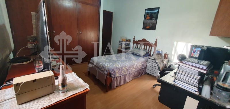 Casa à venda e aluguel com 4 quartos, 580m² - Foto 4